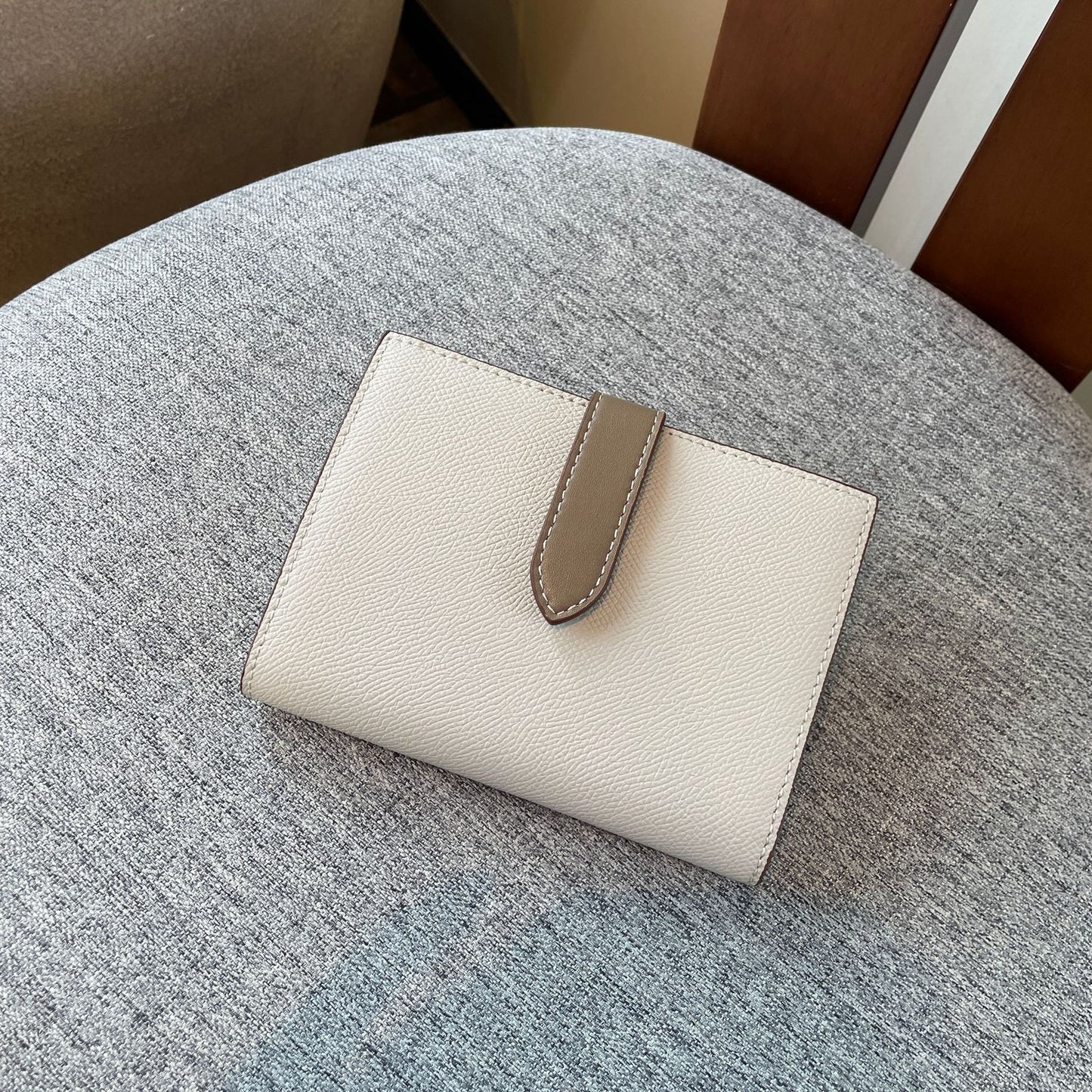 Cowhide Change Contrast Color Design Large Card Holder