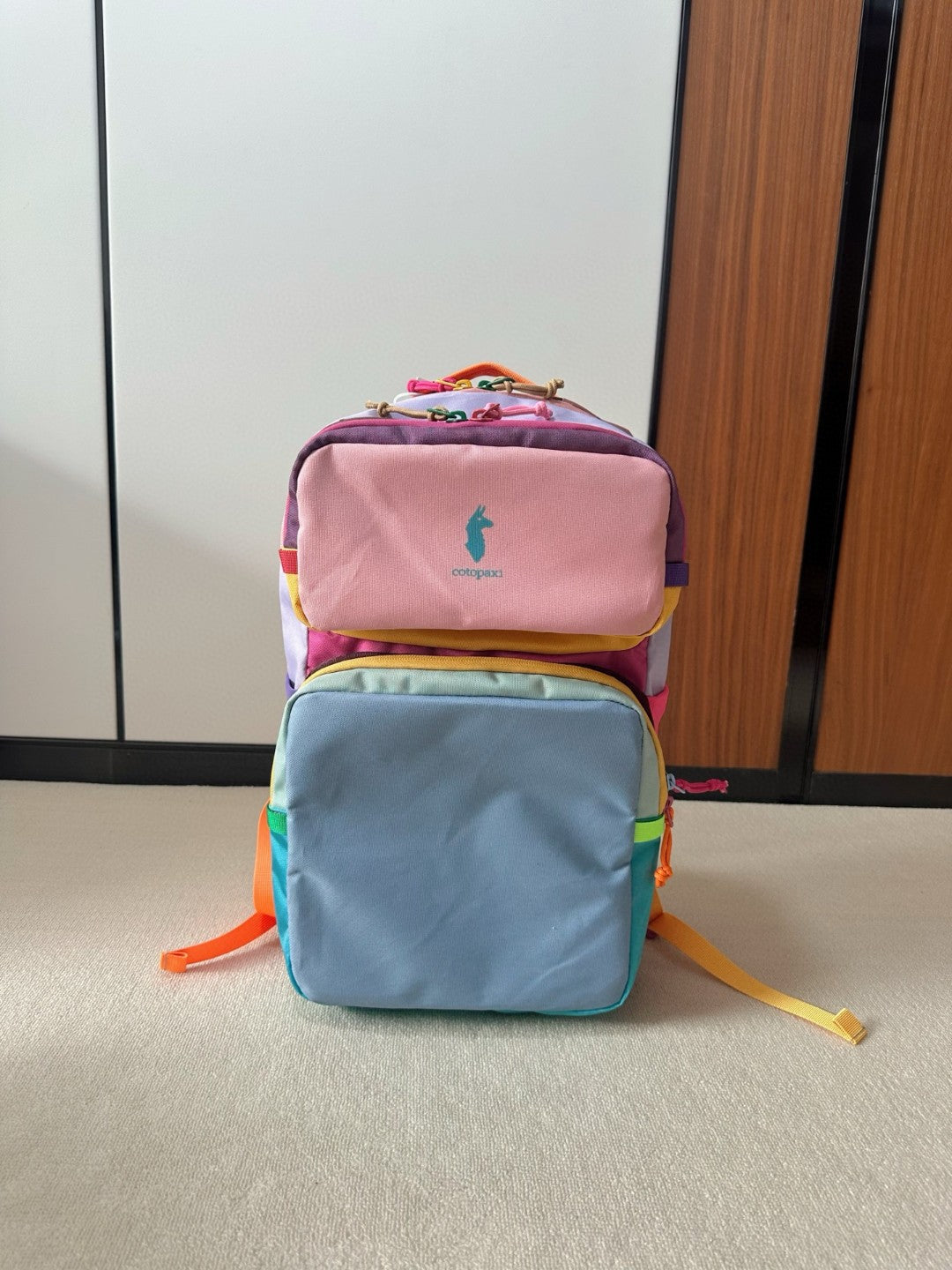 Alpaca Robot Dopamine Hiking Leisure Contrast Backpacks