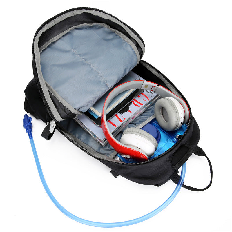 New Attractive Large Capacity Leisure Water-repellent Mountaineering Backpacks