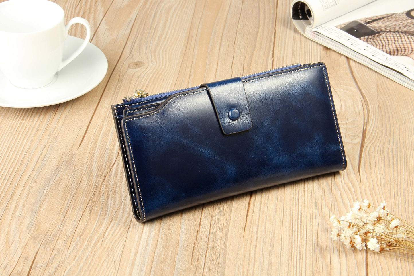 Women's New Swiping Long Large Capacity Ladies Wallets