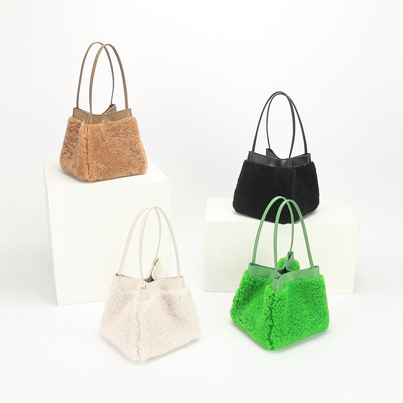 Simple Fashion Lamb Wool Wings Style Handbags