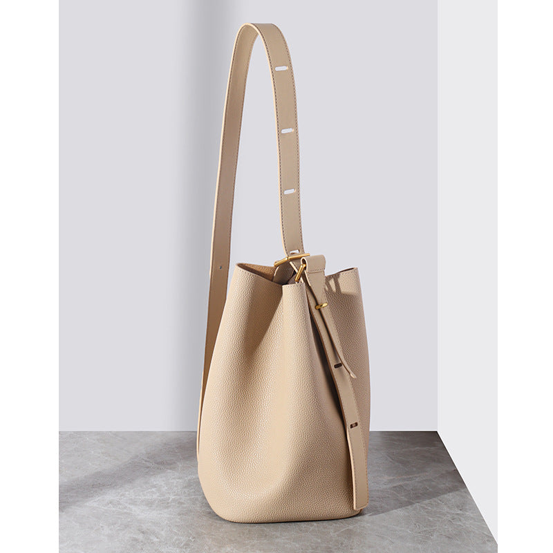 Idle High-grade Large Capacity Genuine Leather Shoulder Bags