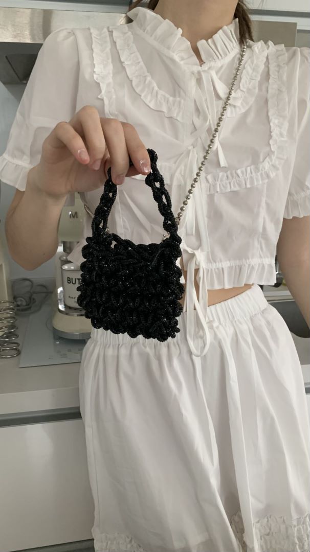 Dong Gate Rhinestone Design Hand-woven Portable Crossbody Bags