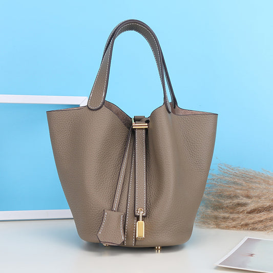 Women's Vegetable Basket Fashion Leisure First Layer Handbags