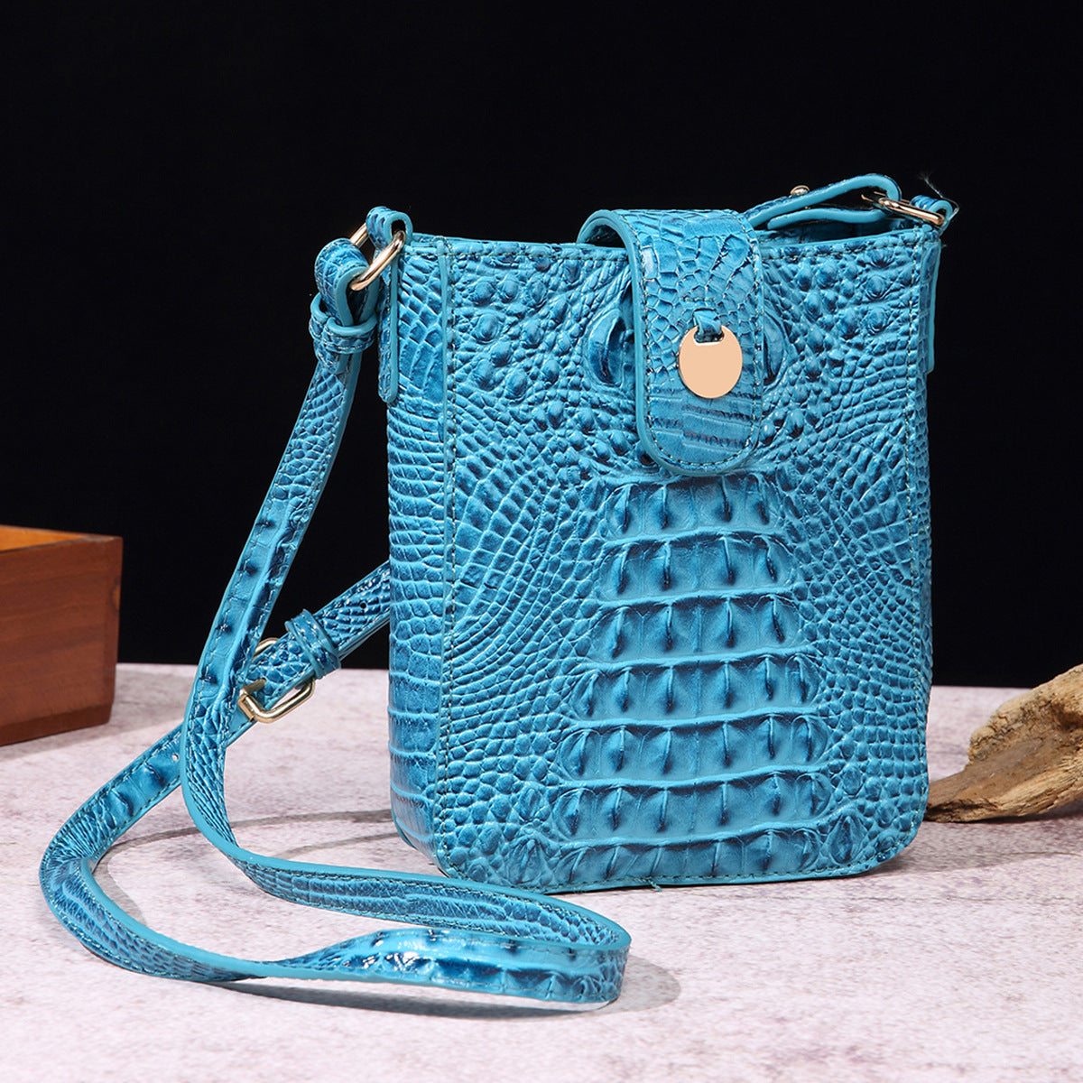 Vintage Cell Clutch Brahmin Crocodile Pattern Crossbody Bags