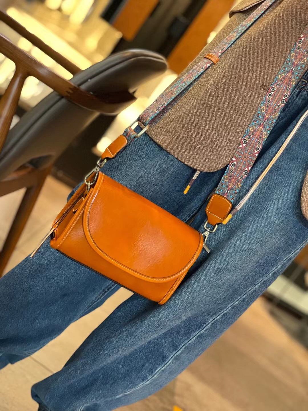 Women's Retro Fashion Trendy Wide Strap Bags