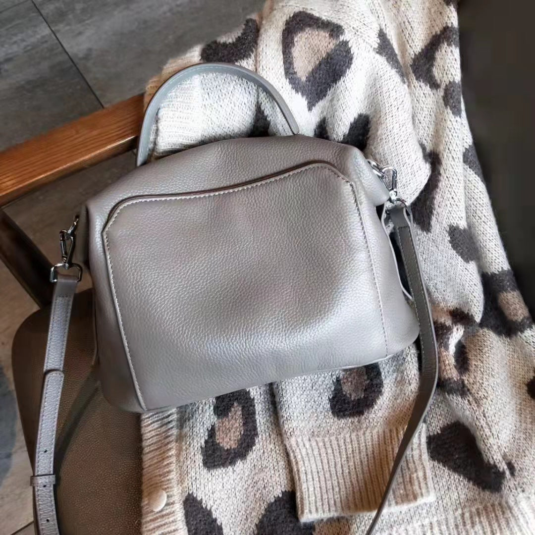 Women's Portable Versatile Soft Leather Large Capacity Shoulder Bags