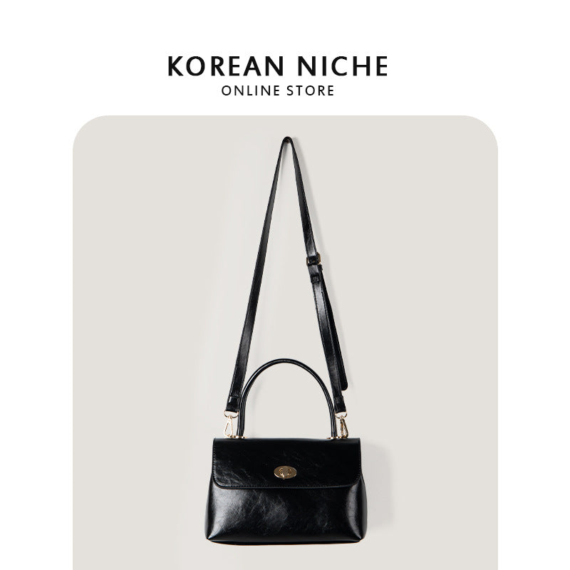 Women's Retro Minority Design Flip Single Fashion Handbags