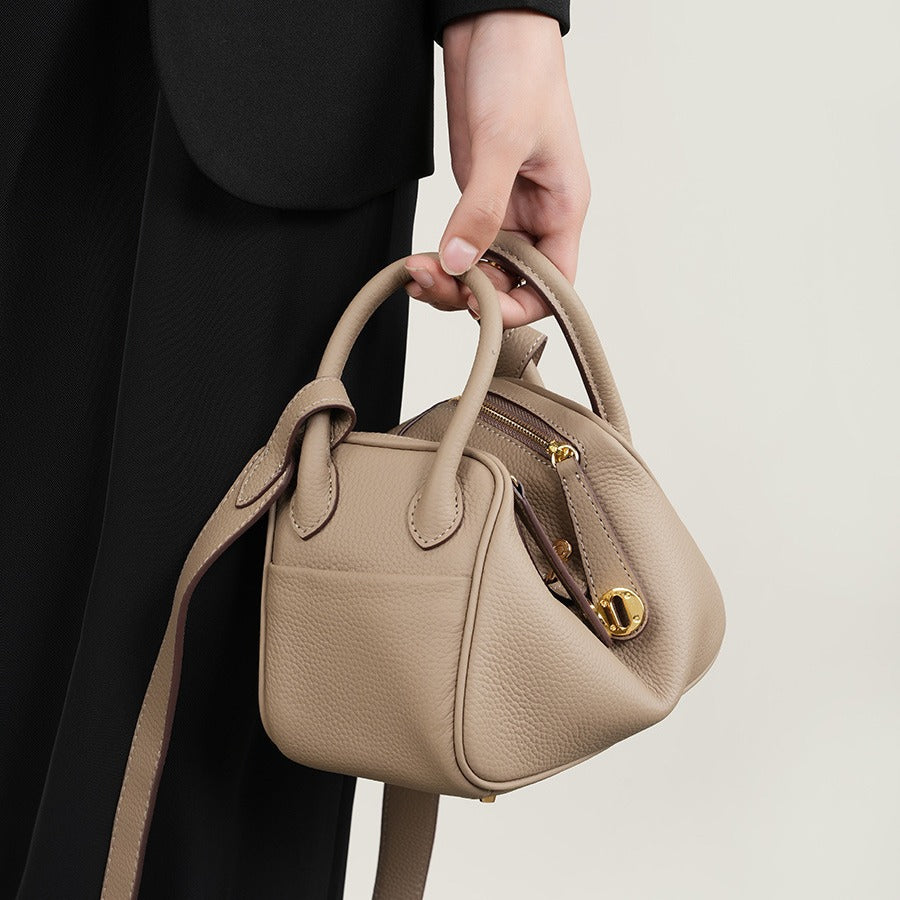 Lindy Genuine Leather Doctor Commuter Lindi Crossbody Bags