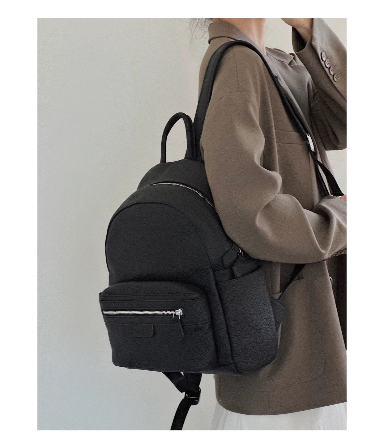 Women's First Layer Leather Leisure Large Capacity Backpacks