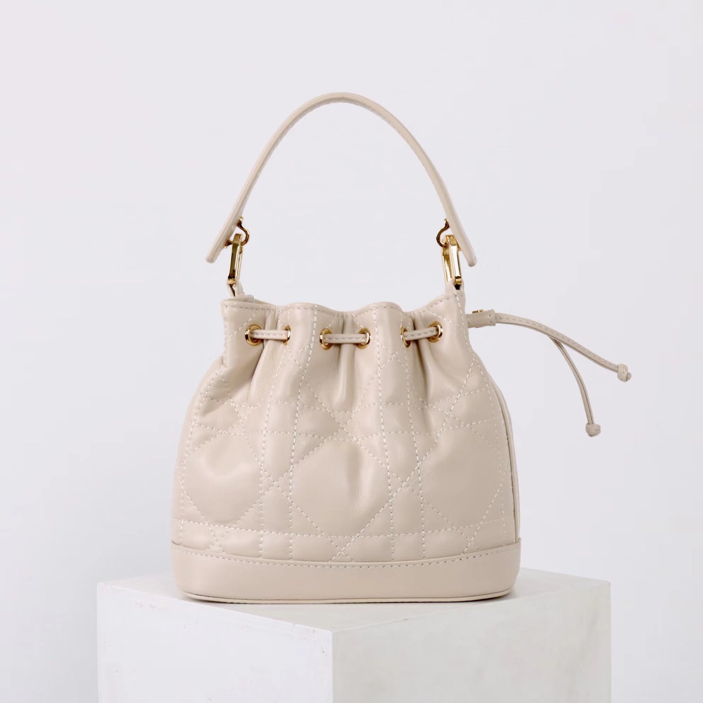 Classic Style Rhombus Chain Portable Mini Handbags