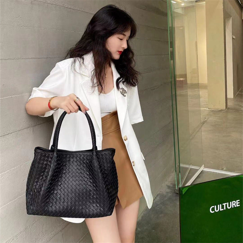 Women's Capacity Genuine Leather First Layer Soft Handbags