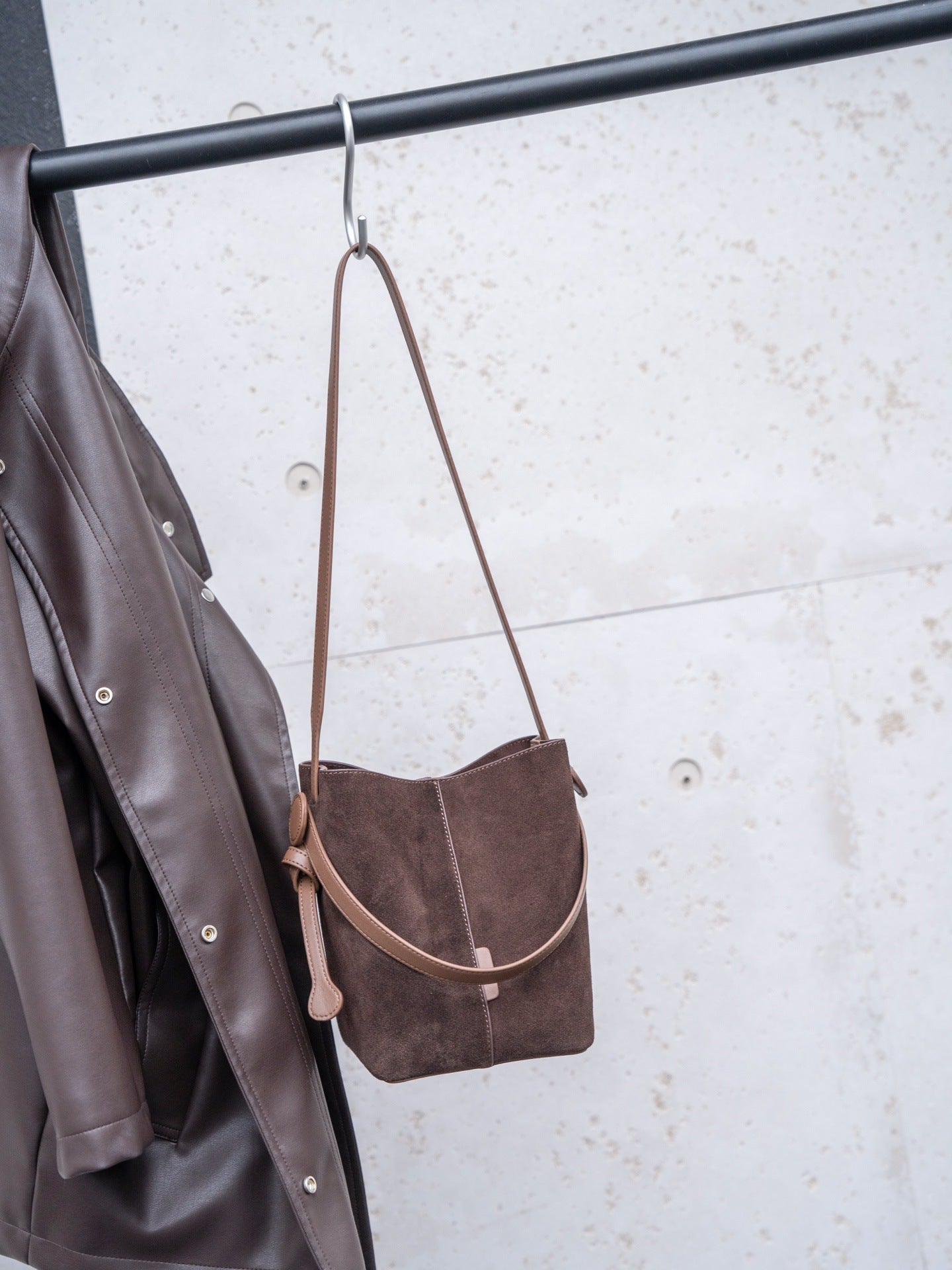 Women's Matte Leather Fashion Solid Color Crossbody Bags