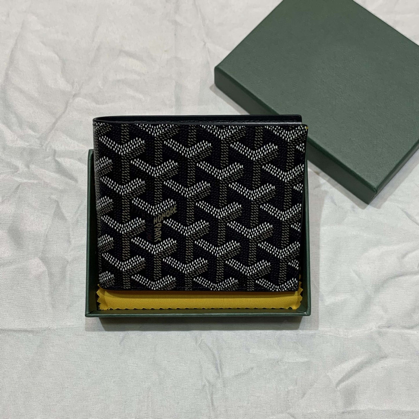 Women's & Men's & Dog Teeth Short Half Fold Men's Wallets