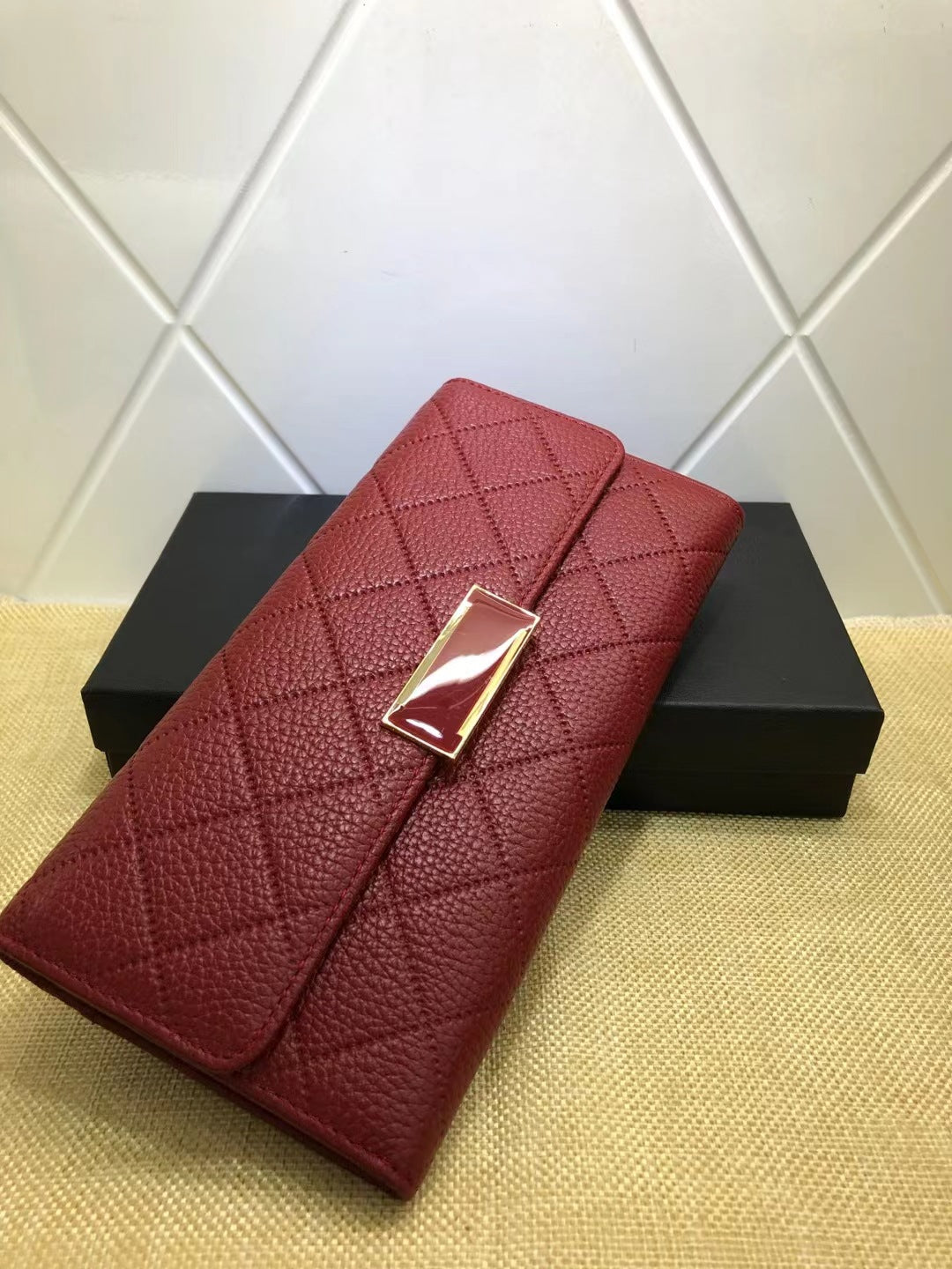 Women's Mid-length Fashion Rhombus Genuine Leather Simple Ladies Wallets