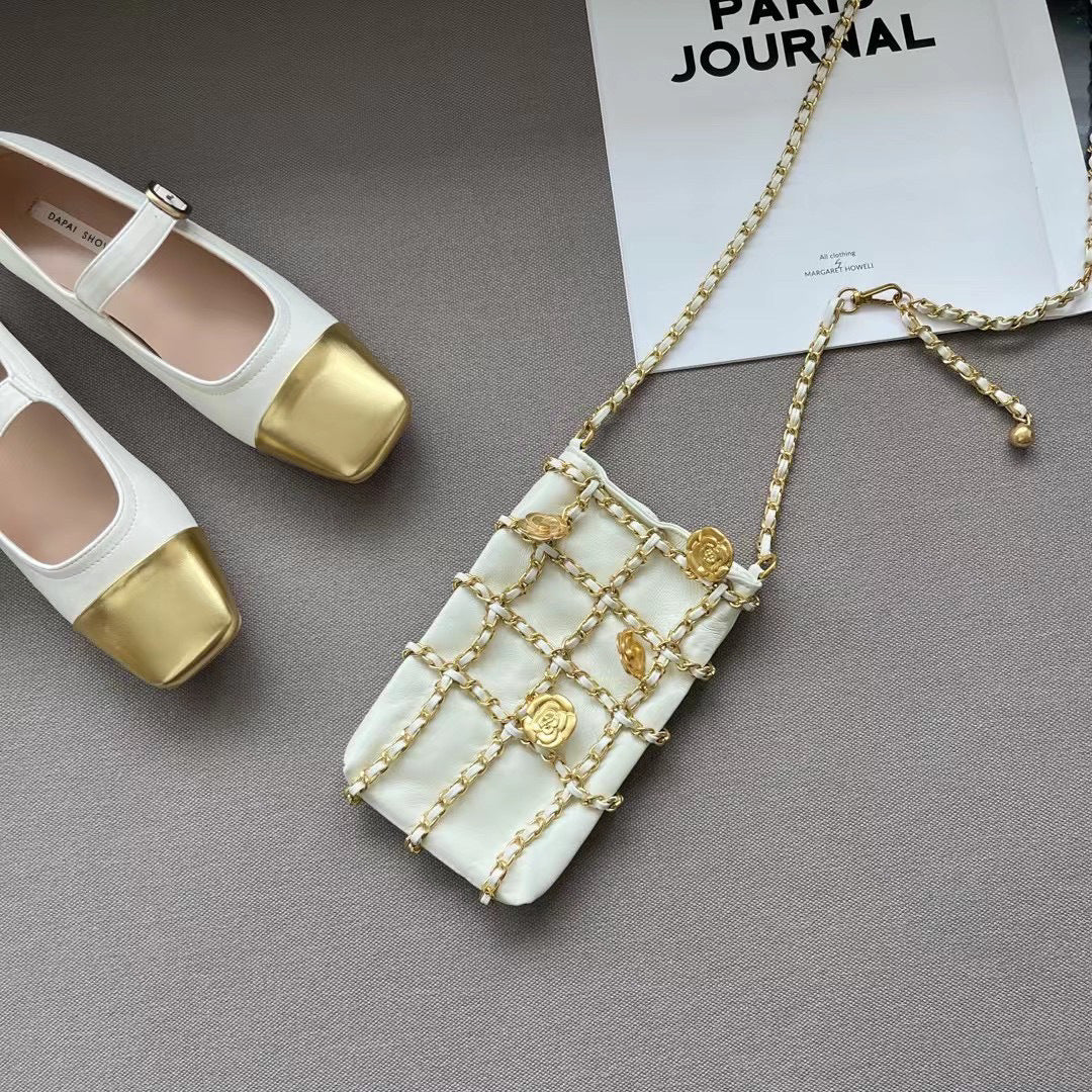 Classic Style Flower Hardware Chain Mobile Shoulder Bags