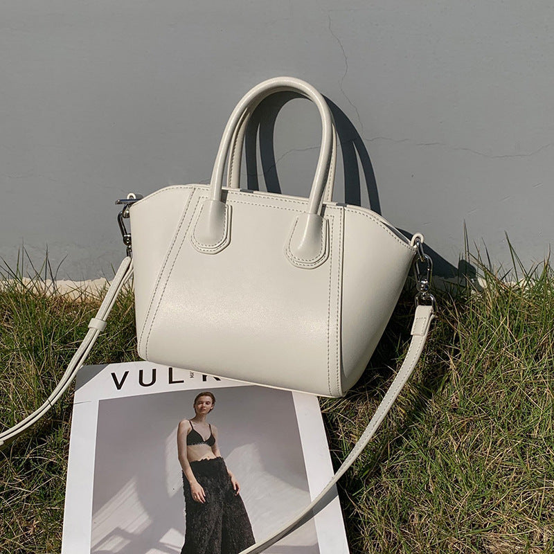 Women's Niche Wings Style Elegant Cowhide Large Capacity Handbags