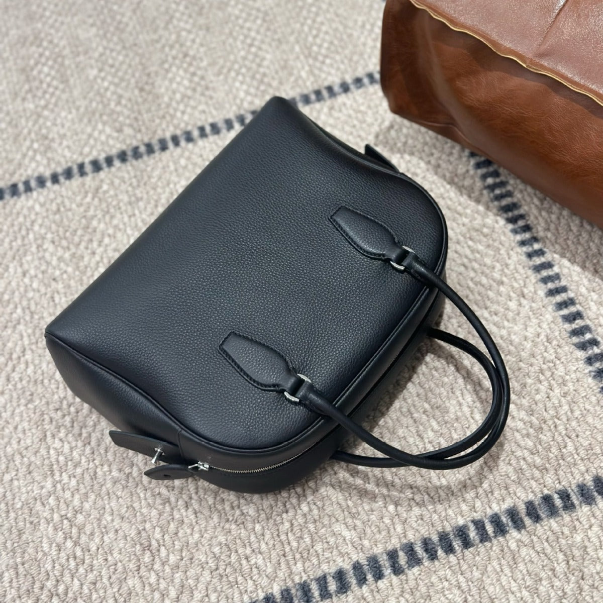 Women's First Layer Cowhide Large Capacity Bowling Vintage Bags