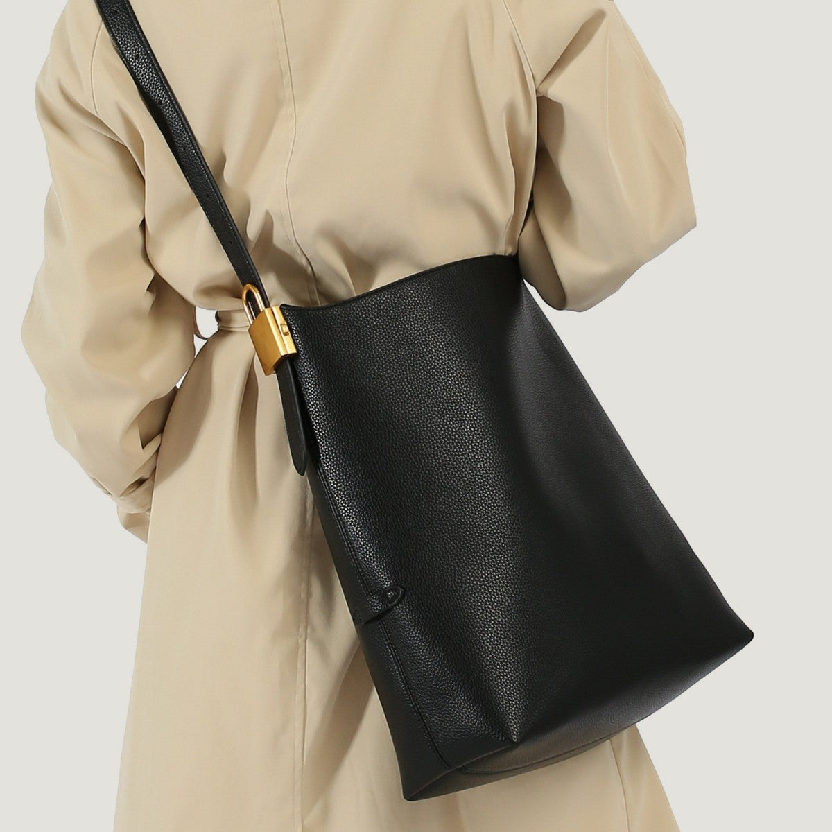 Women's Large Capacity Totes Soft Leather Commuter Crossbody Bags