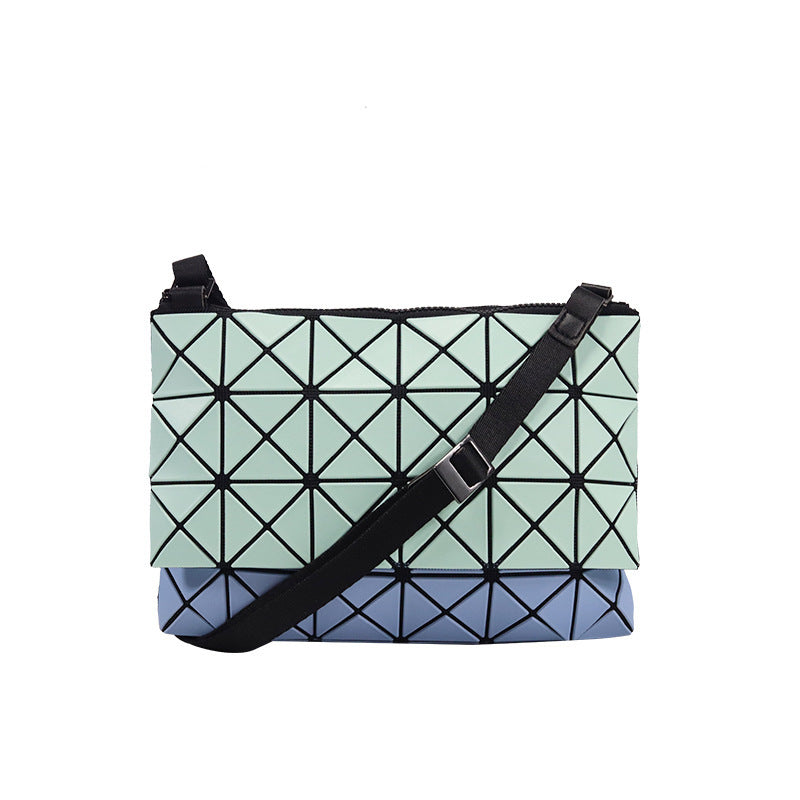 Style Summer Life Kangaroo Styled Geometric Shoulder Bags