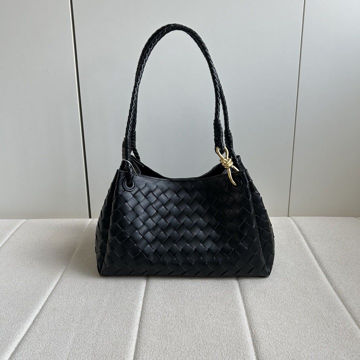 Elegant Women's Parachute Calfskin Woven Metal Shoulder Bags