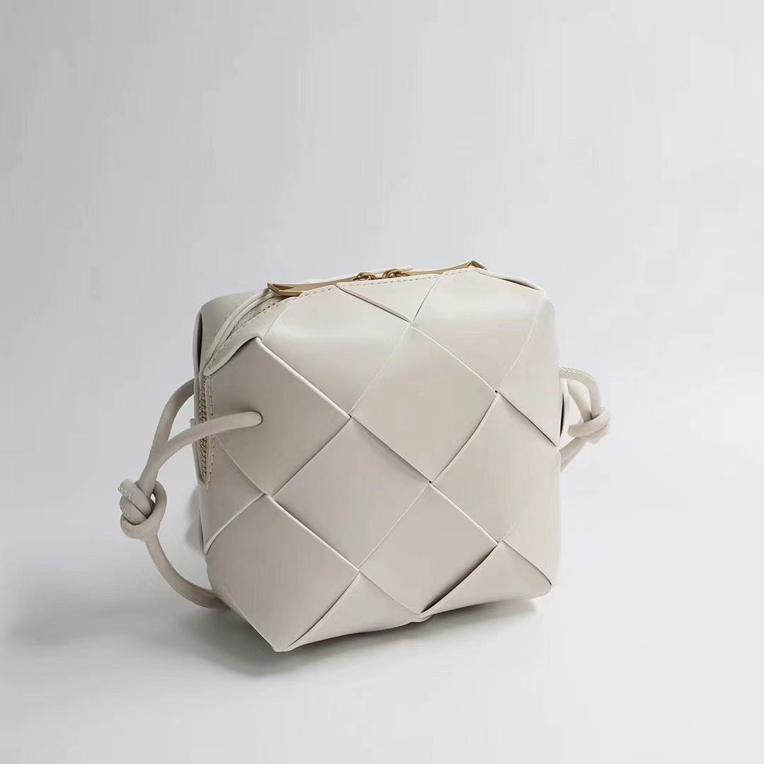 Women's Woven High-grade Genuine Leather Plaid Lunch Crossbody Bags