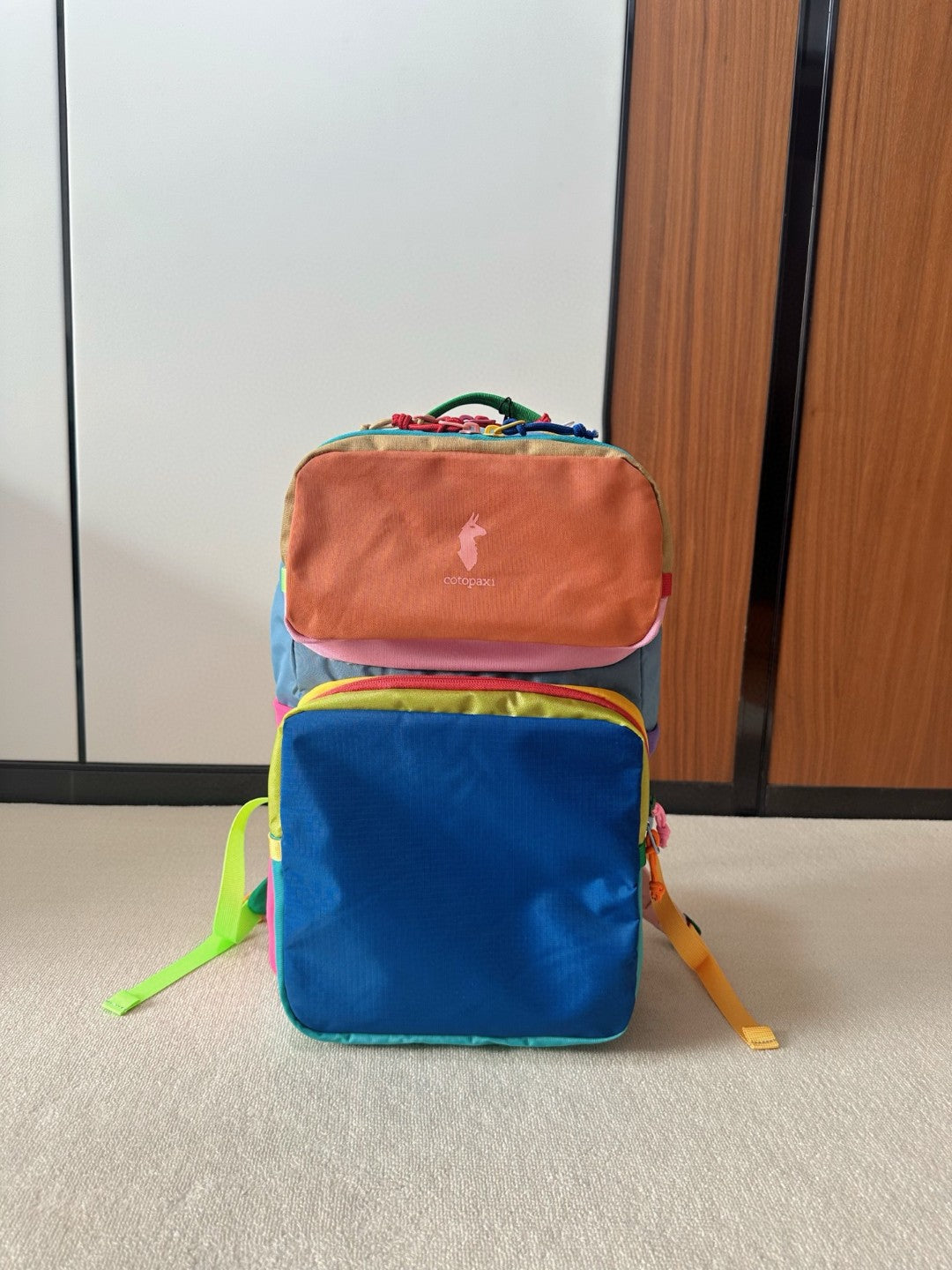 Alpaca Robot Dopamine Hiking Leisure Contrast Backpacks