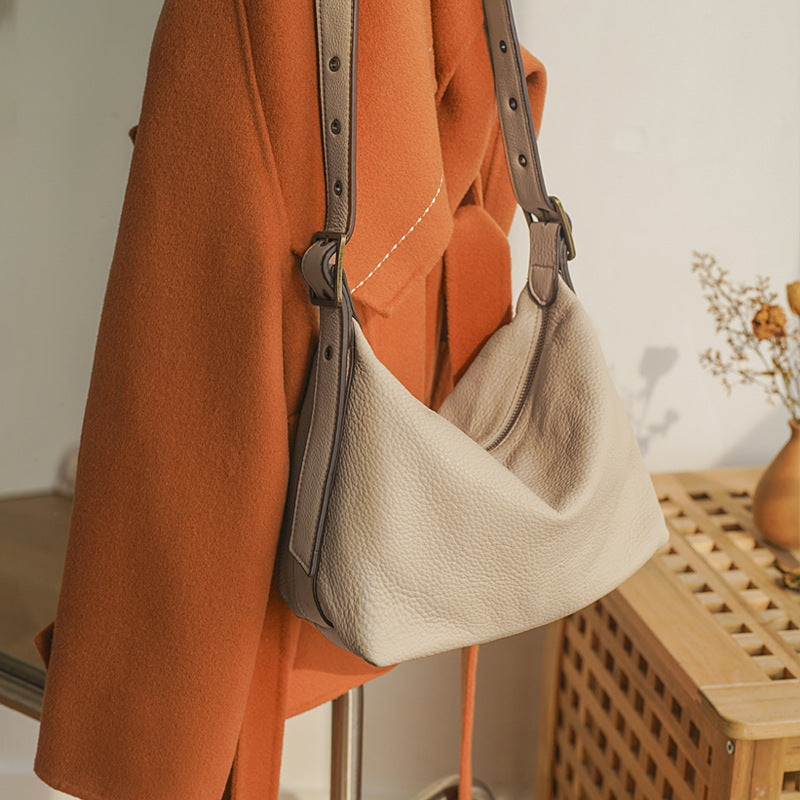 Women's Vintage First Layer Cowhide Zip Soft Shoulder Bags