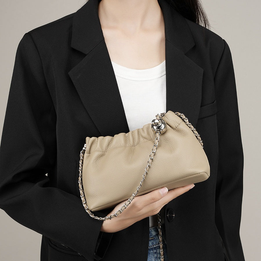 High-grade Gold Chain Cowhide Cloud Underarm Crossbody Bags