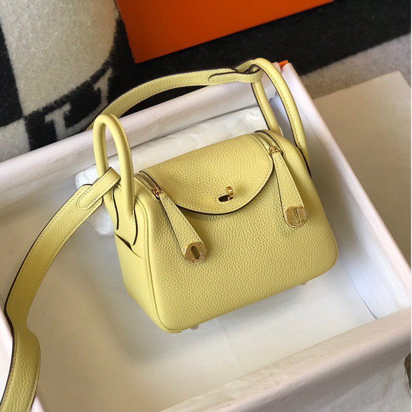 Women's Lindi Layer Cowhide Leather Doctor Elegant Crossbody Bags