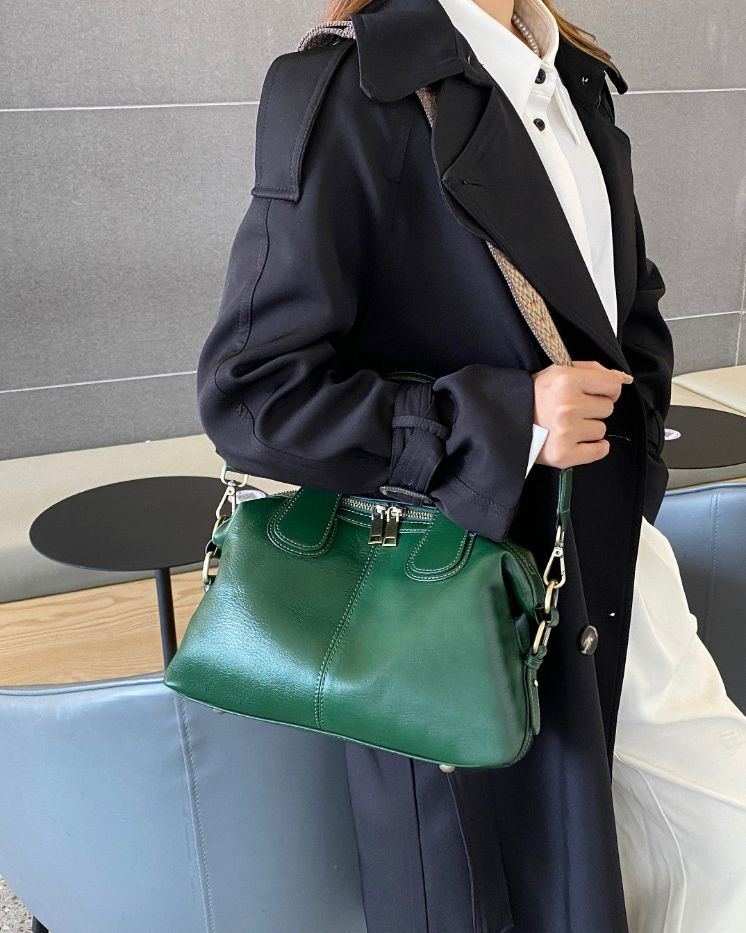 Women's Leather Retro Trendy Vegetable Tanning Shoulder Bags