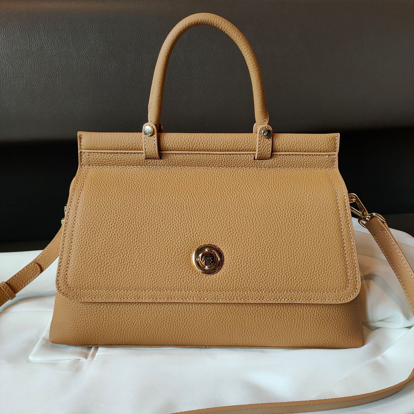 Women's High-grade Large Capacity Light Luxury Handbags