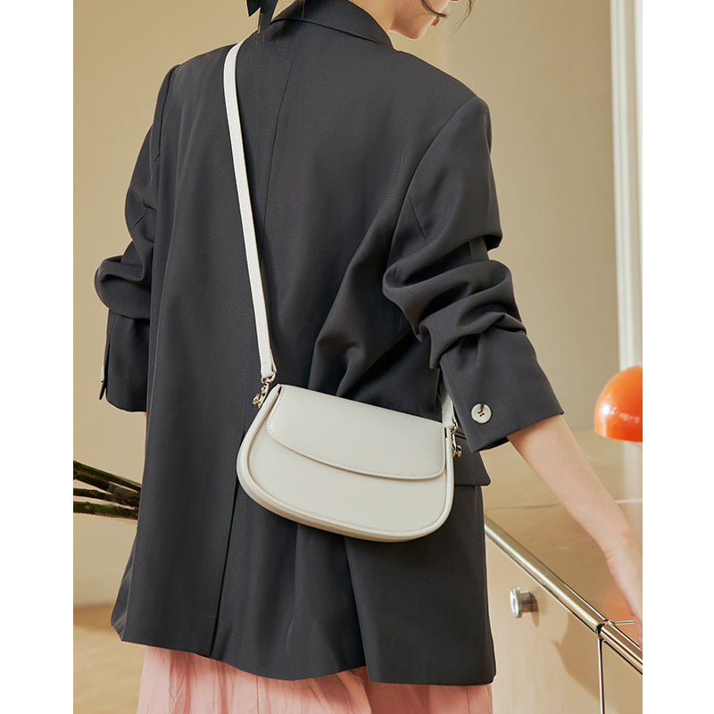 Women's Fashion Underarm Niche Saddle Genuine Leather Armpit Bags