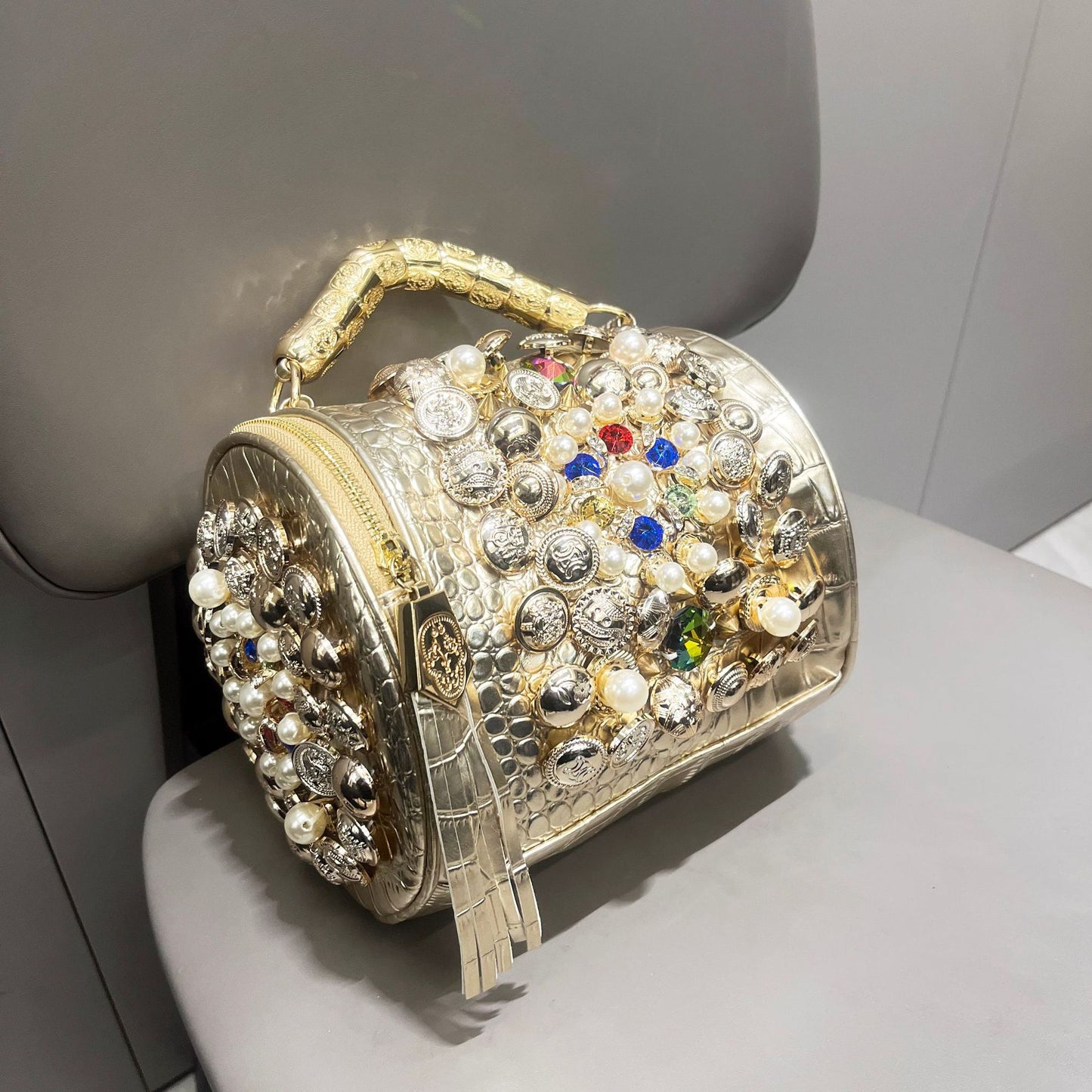 Women's Portable Round Pearl Color Crystal Handbags