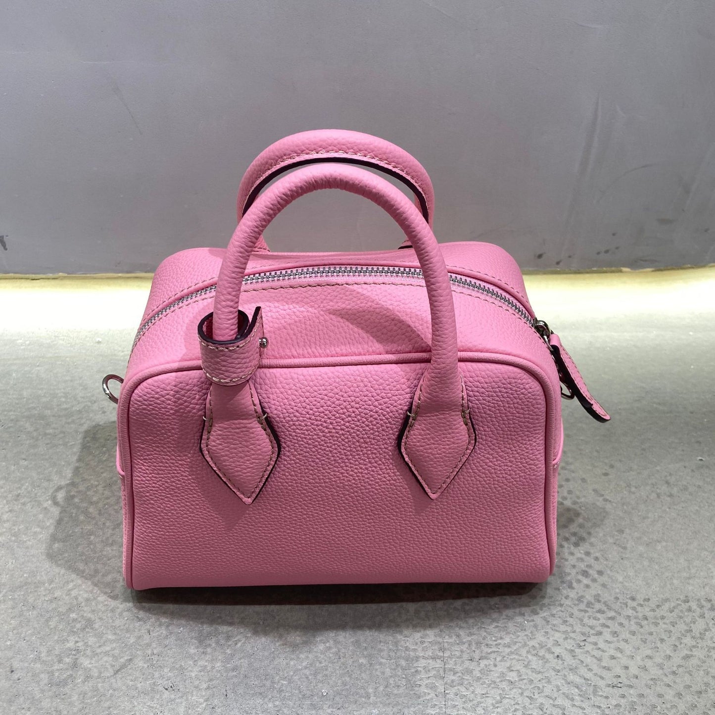 Advanced Version Niche First Layer Cowhide Portable Mini Bags