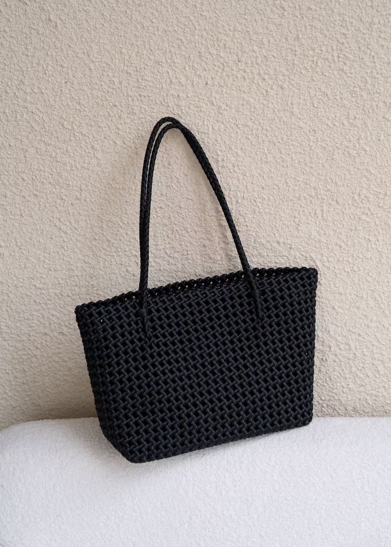 Women's Woven Large Capacity Style Artistic Green Handbags