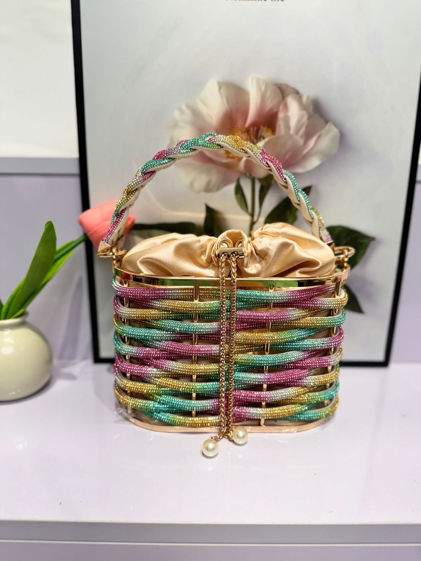 Women's Luxury Fashion Simple Hand-woven Screw Pattern Shoulder Bags