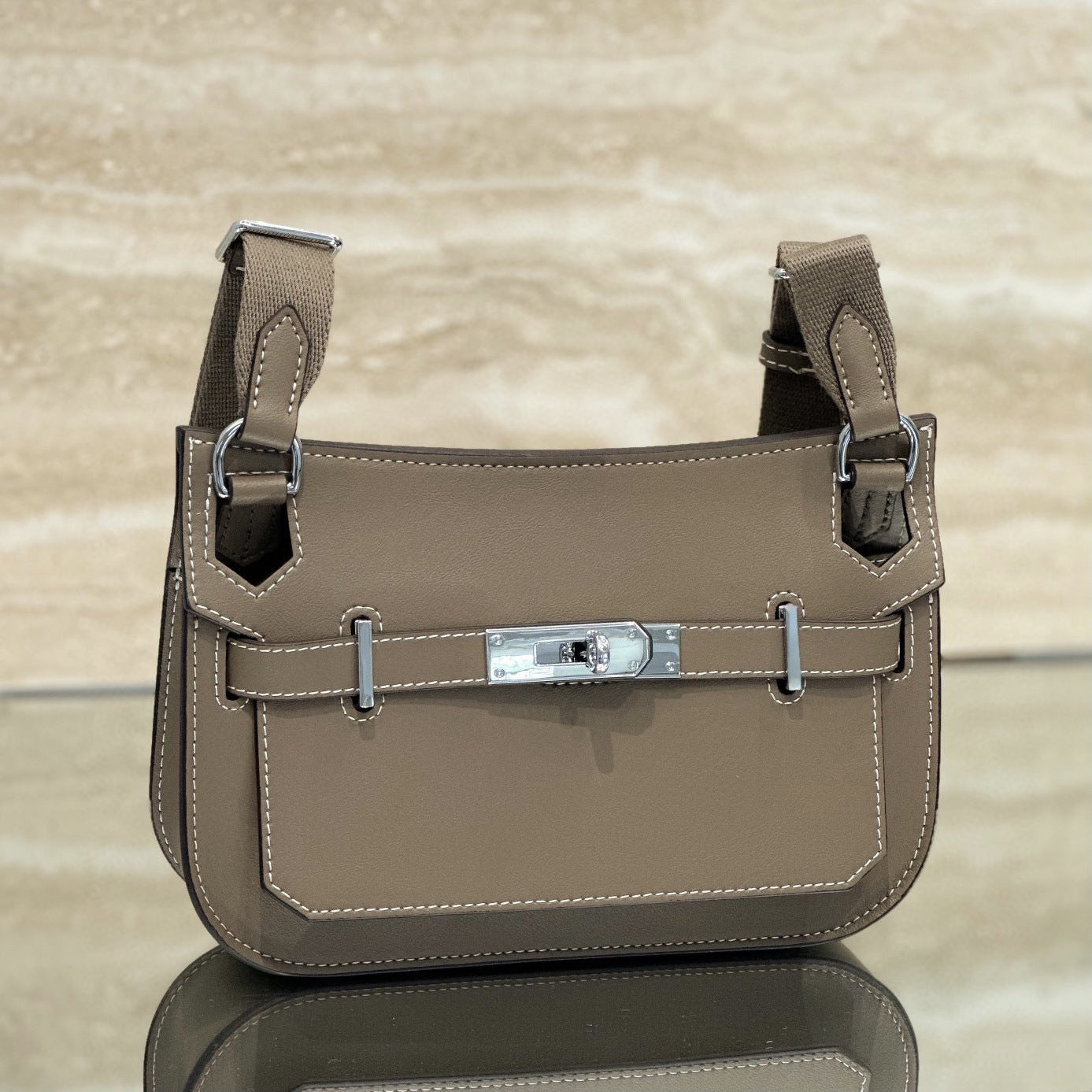 Women's Genuine Leather Gypsy Saddle Fashion Commuter Shoulder Bags