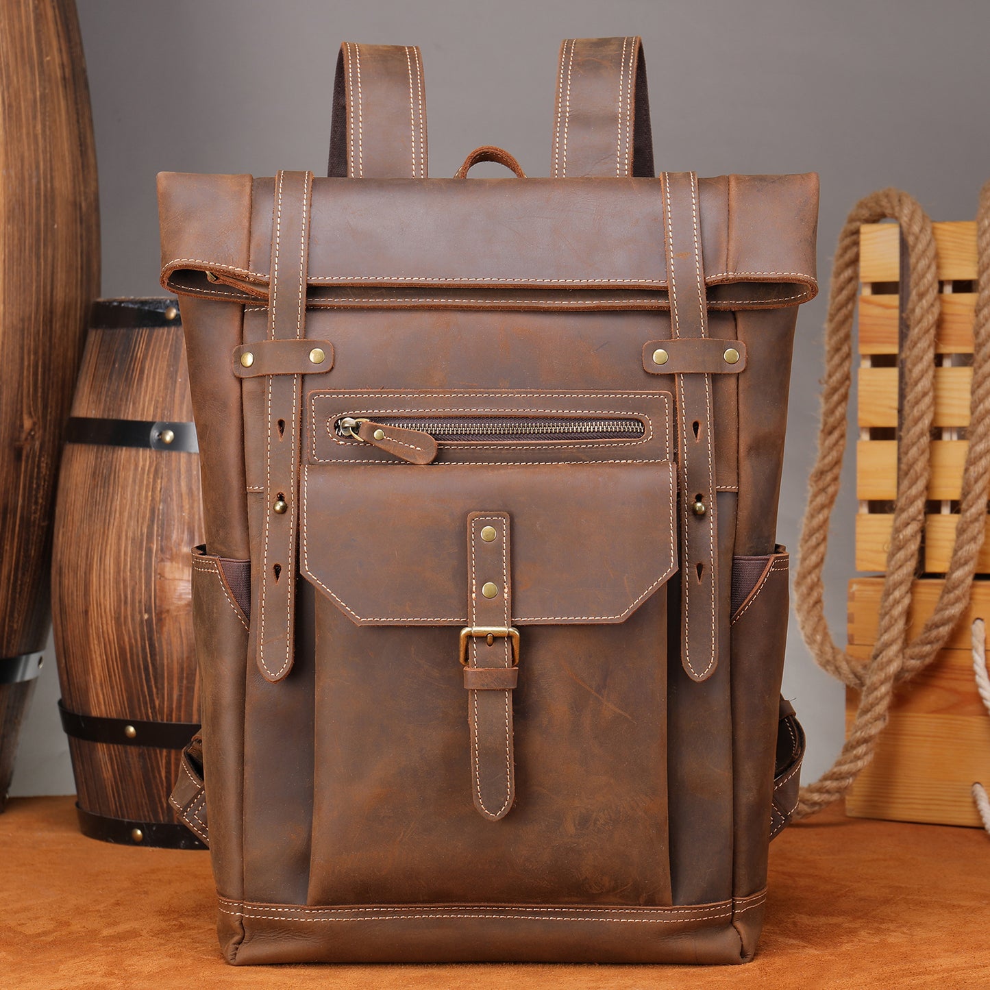 Men's Retro Crazy Horse Leather Mountain Climbing Backpacks