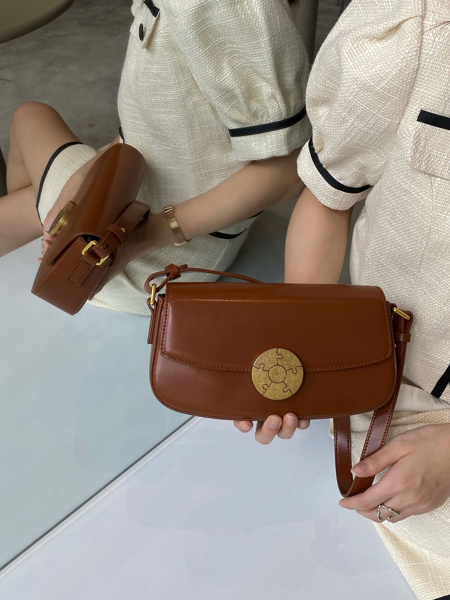 Women's High-grade Cowhide Retro Baguette Genuine Leather Shoulder Bags
