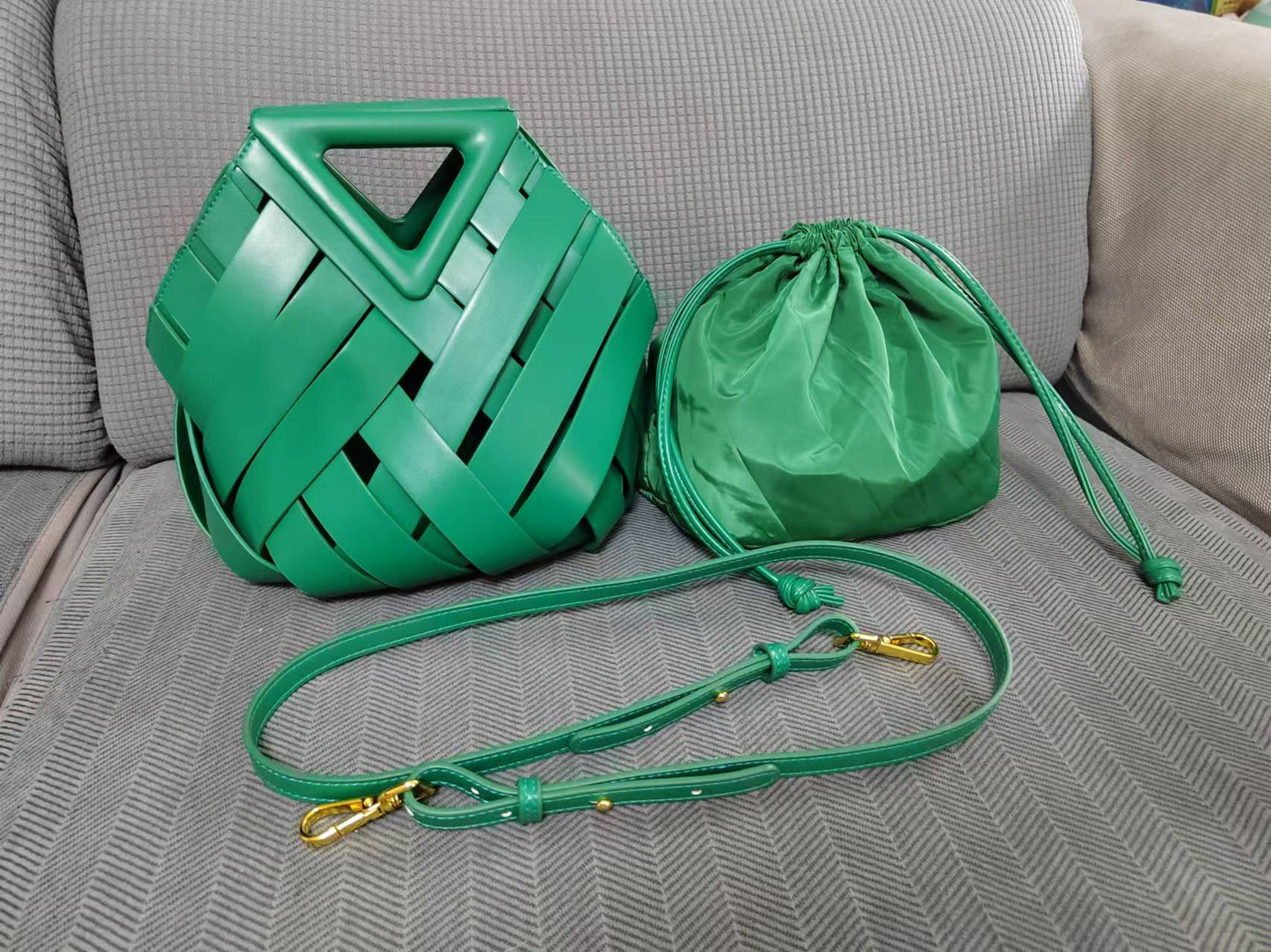 Women's Basket Design Elegant Fashion Inverted Triangle Bags