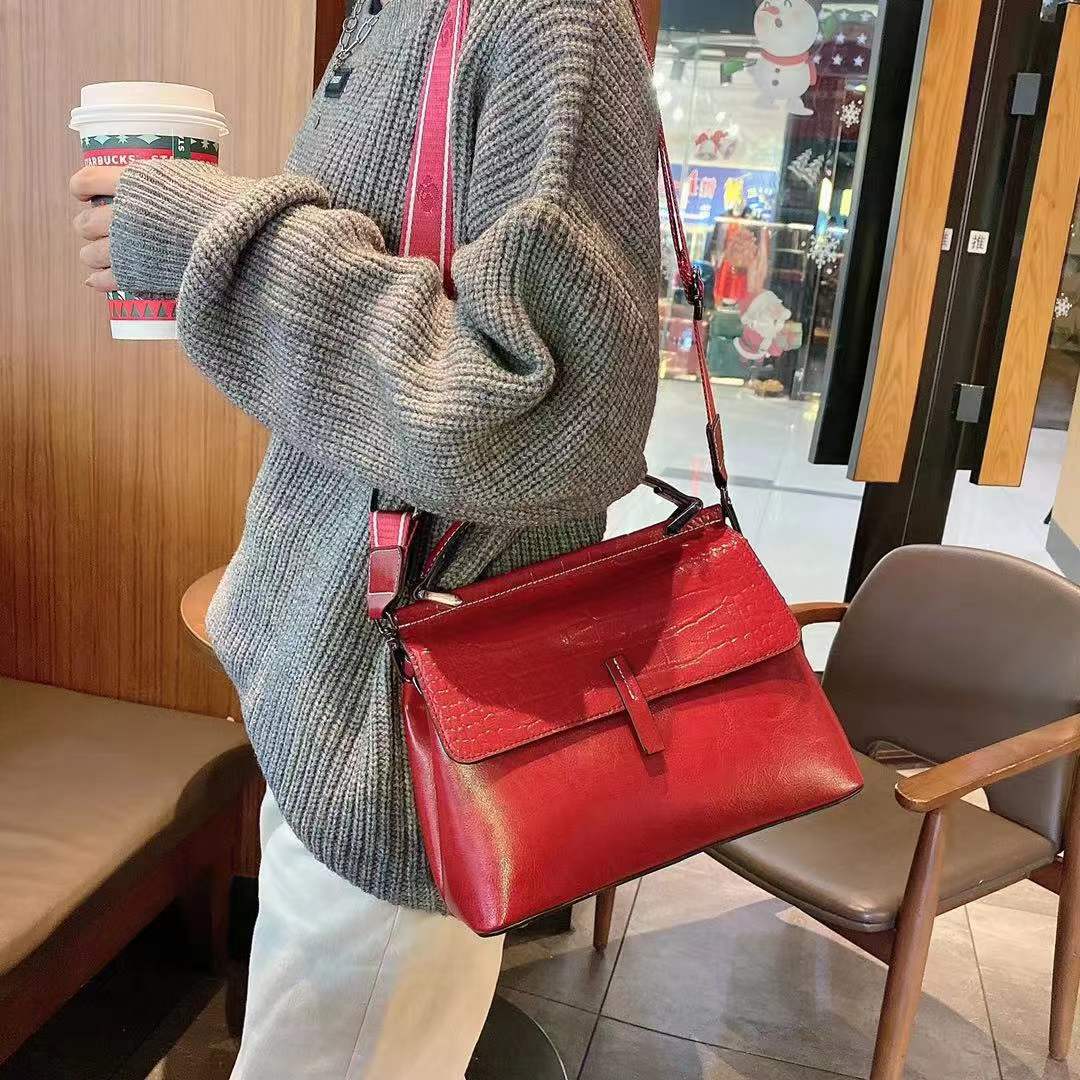 Women's Lady's Genuine Leather Crocodile Pattern Flap Bags
