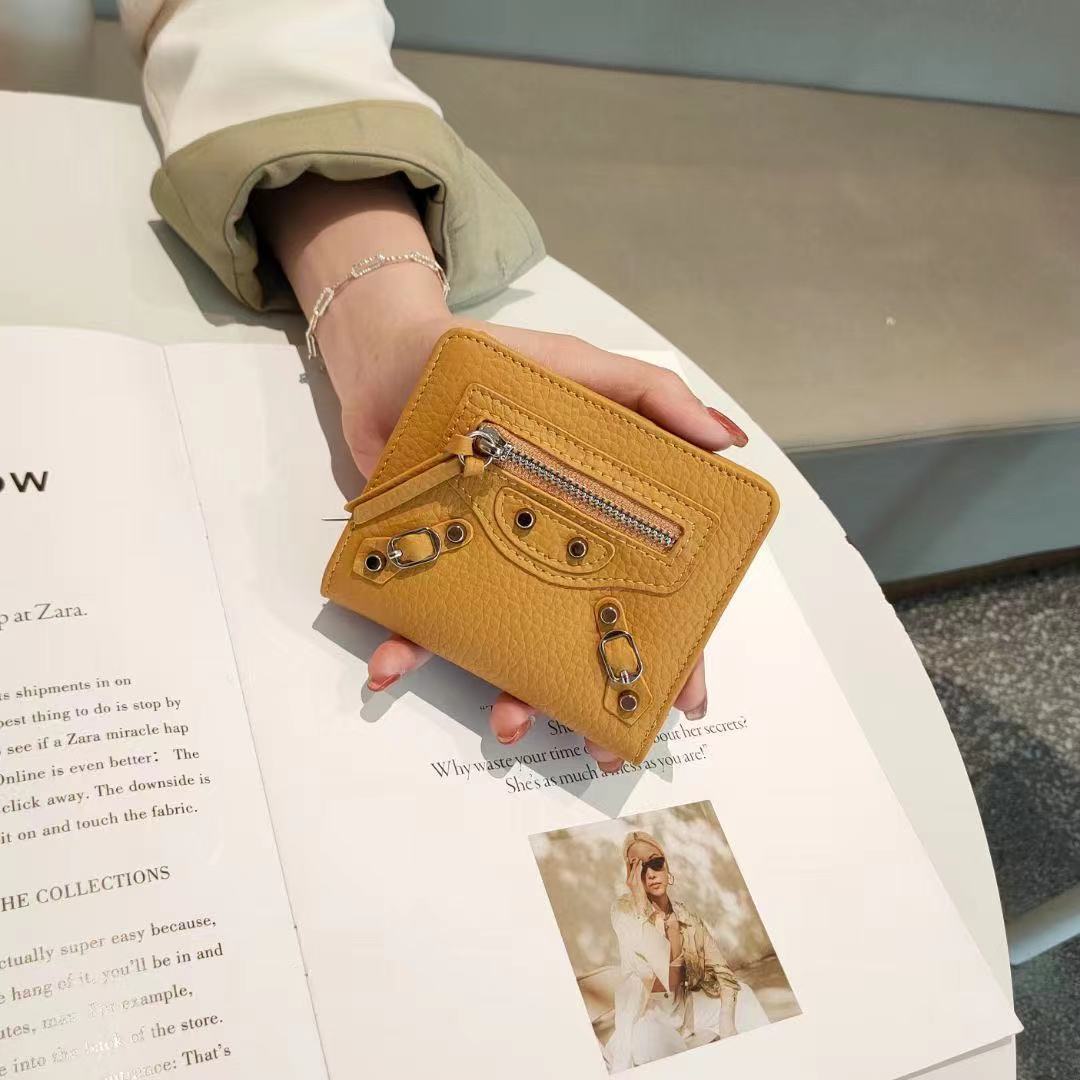 Women's Trend Short Thin Soft Leather Clamp Ladies Wallets