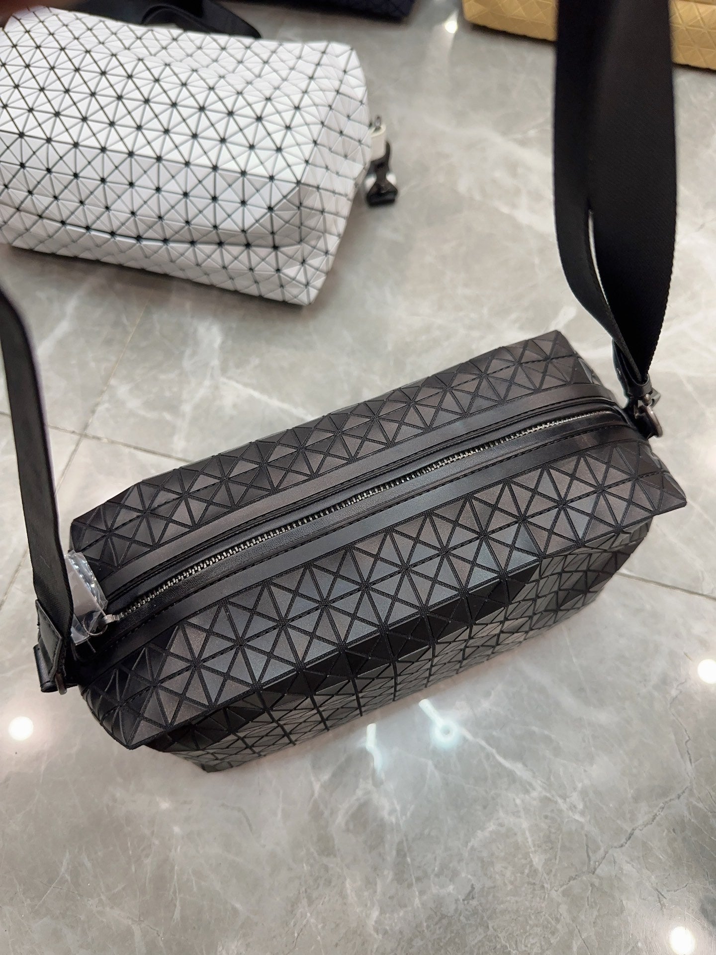 Women's & Men's & Rhombic Silicone Pillow Box Saddle Shoulder Bags