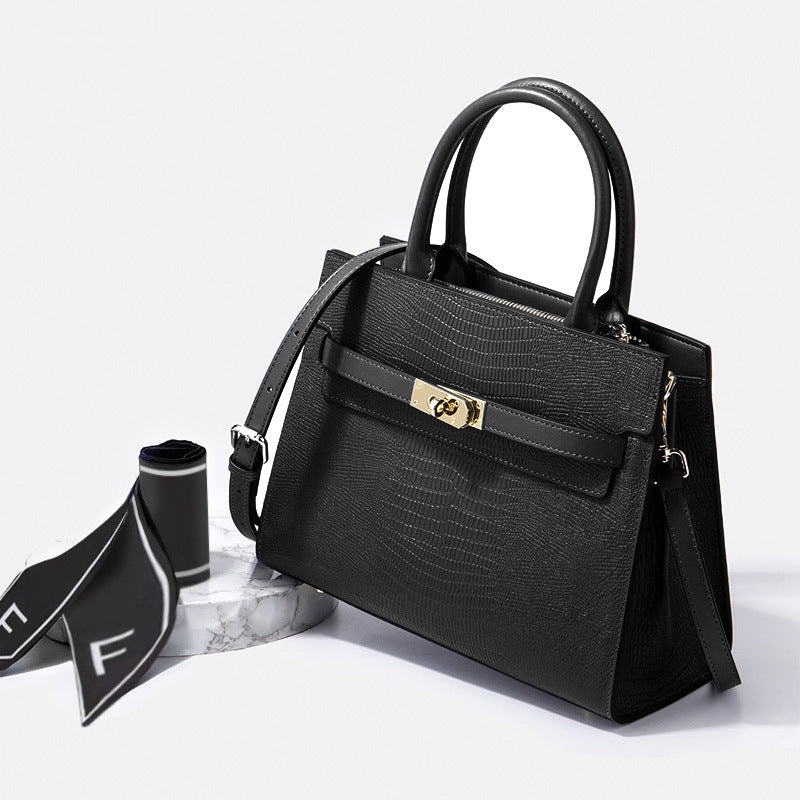 Women's High-grade Large Capacity Mom Trendy Light Bags
