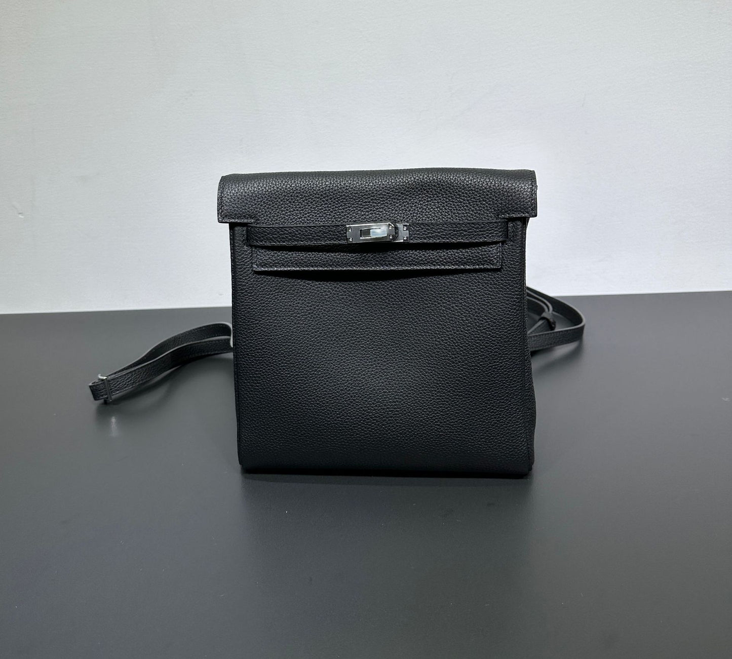 Women's Retro High-grade Kelly Genuine Leather Backpacks