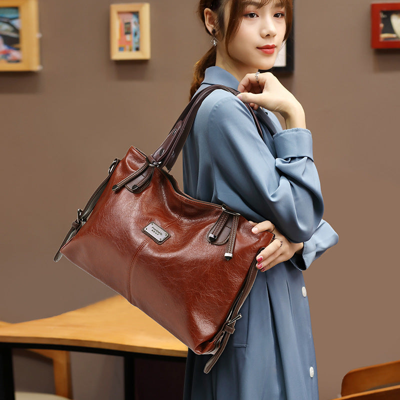 Women's Simple Large Capacity Retro Commuter Fashion Crossbody Bags