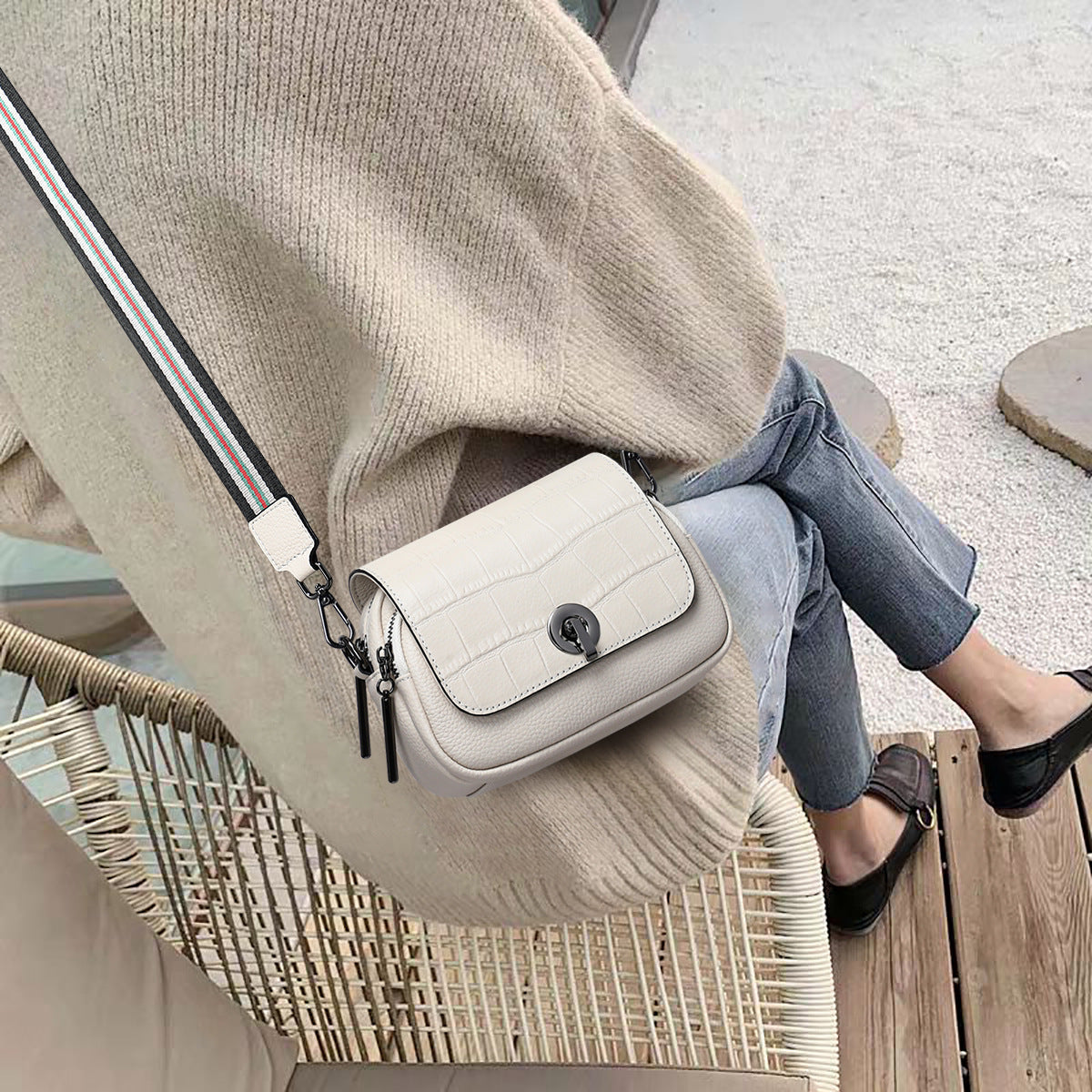 Women's Genuine Leather Summer Fashion Broadband Fish Crossbody Bags