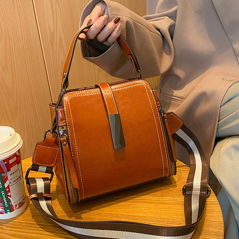 Women's Genuine Leather Fashionable Retro Portable High Sense Shoulder Bags