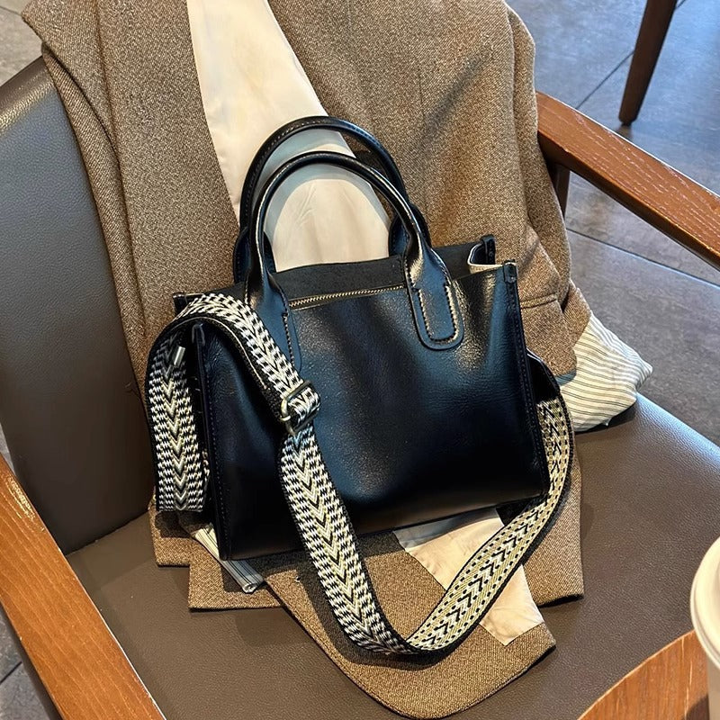 Women's Genuine Leather Vintage Black Fashion Commuter Handbags